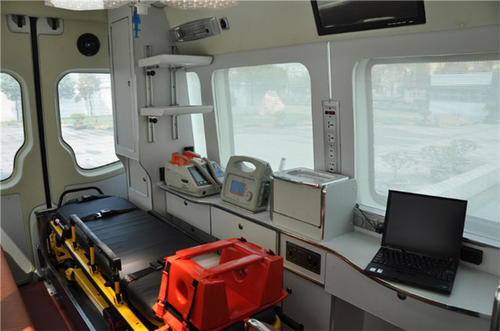 莆田救护车内部